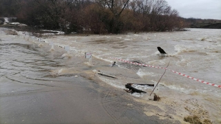 Большая вода. В регионе все еще затоплены десяток мостов и три автодороги