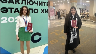 Саратовские 11-классницы стали лучшими в России по французскому языку и химии