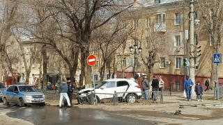 В Ленинском районе "Крета" и "Калина" не поделили перекресток