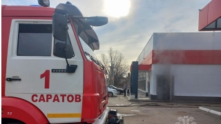 В Саратове горел сетевой магазин