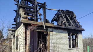 Под Саратовом на соседних улицах загорелись сразу две дачи