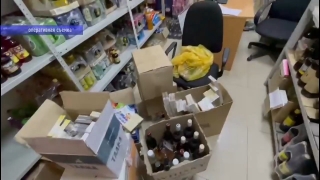 В Саратове преступная группа промышляла сбытом "левых" сигарет и алкоголя