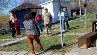 Сироты подождут? В разгар рабочего дня сотрудники госпредприятия устроили корпоратив