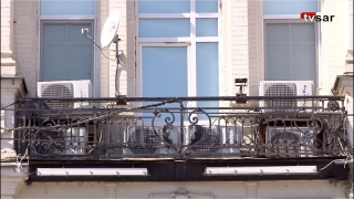 Саратовские дома-памятники продолжают уродовать кондиционерами