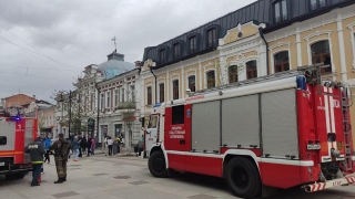 На проспекте Столыпина пожарные тушили кухню в известном пабе