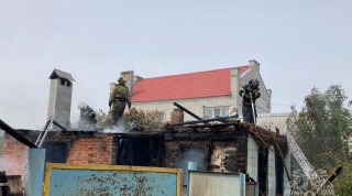 В Энгельсе на пожаре заживо сгорела женщина