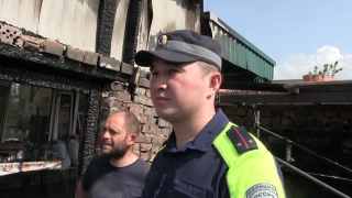 Инспектор ДПС в отпуске спасал хозяев горящего дома и тушил пожар
