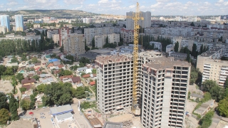 В Саратове "квадрат" в новостройке подорожал, а средняя квартира подешевела