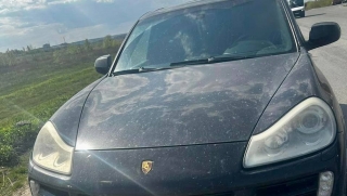 В Саратове должница по штрафам может лишиться Porsche Cayenne