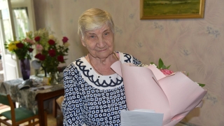 Фронтовой медик Александра Иванова отмечает 100-й день рождения