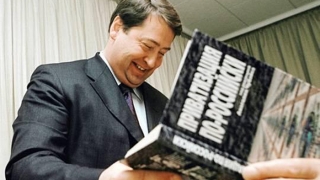 "Личность токсичная". Аркадий Евстафьев проиграл судебный процесс "Взгляду"