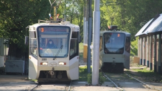 Упавшая пассажирка и обрыв сети. В Саратове встали троллейбусы и трамваи