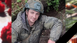 СВО. В Аткарске простятся с погибшим контрактником Александром Аноповым