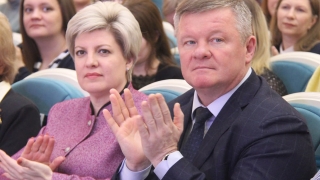 "Поменяли только фамилию". Мэр Саратова Лада Мокроусова в оценках подписчиков "Взгляда"