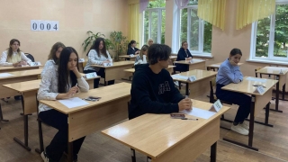 ЕГЭ по французскому сдает всего один саратовский выпускник
