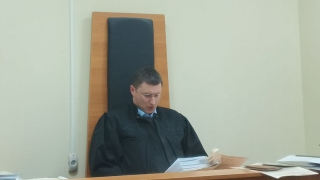 Аферы мэрии. Муж Чеконовой фрилансил в рабочее время, его МКУ принимало дома с недоделками