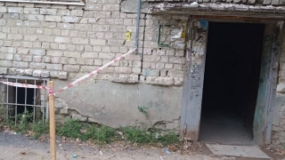 В Заводском районе на девочку упал кирпич. Спустя девять месяцев возбуждено дело