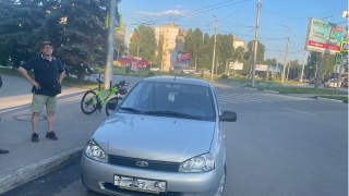 Саратовские велосипедисты не разъехались с легковушками