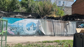 "Построят копию консерватории". Саратовцы шутят насчет пустыря в центре города