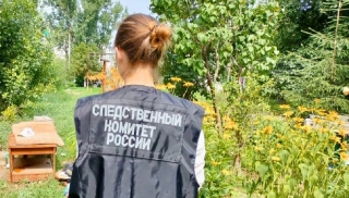 В Балакове на детской площадке нашли мертвого мужчину