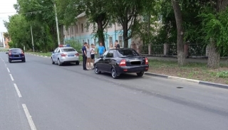 За несколько часов в Балакове сбили девочек 7 и 13 лет