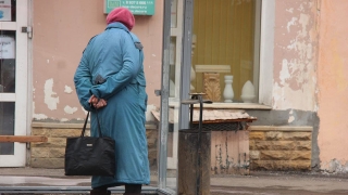 Бабушка из Солнечного перевела в неизвестность полмиллиона рублей