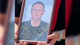 СВО. Земляки простились с артиллеристом Иваном Зотовым