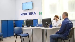 Центробанк отметил переориентацию ипотеки с новостроек на "вторичку"