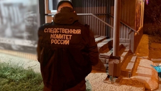 В Балакове возле ночного заведения зарезали мужчину