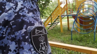 Пропавшего в магазине ребенка нашли возле железнодорожной станции
