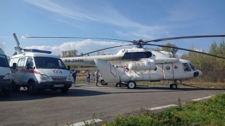 В ДТП под Аркадаком пострадали четыре человека. Троих вертолет перевез в Саратов