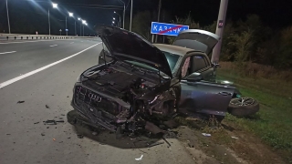 Ночью на саратовской трассе "Волга" не пропустила иномарку. Двое в больнице