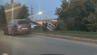 В тройном ДТП на Саратовском шоссе пострадал водитель "Форда"