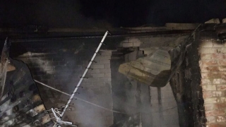 Под Татищевом сгорел пустующий кирпичный дом
