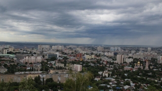 Синоптики обещают саратовцам теплую пятницу с небольшим дождем