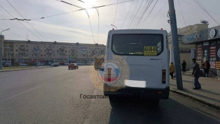 На Привокзальной площади травмировалась пассажирка маршрутки