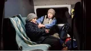 Сама передвигаться не могла: спасатели нашли женщину в лесу под Марксом