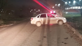 На вечерней дороге "Гранта" сбила пешехода-нарушителя
