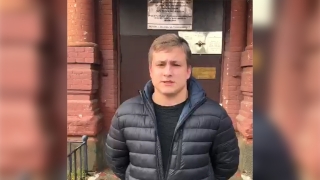 Парковка и мат у мемориала. Нарушитель ПДД принес публичные извинения на видео