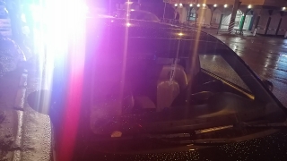 В Энгельсе школьник переходил дорогу на "красный" и попал под машину