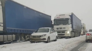 Погода в соседних регионах закрыла федеральную трассу в Саратовской области
