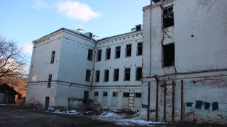 В Саратове не нашлось желающих восстанавливать здание бывшей 99-й школы