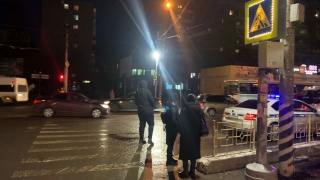 На переходе в Энгельсе "Гранта" сбила пешехода