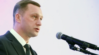 Роман Бусаргин о "легком метро": "Движение планируется запустить в марте 2024 года"