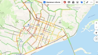 Стоит большая часть центра. Саратовцы коротают вечер пятницы в 9-балльных пробках