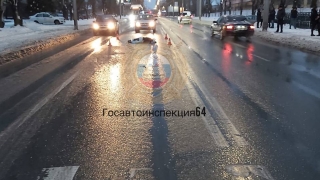 В Саратове 84-летний водитель сбил сразу двух женщин. Одна скончалась