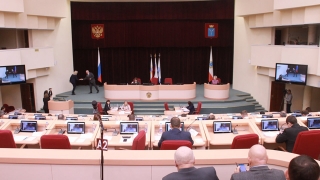 Бюджет Саратова на следующий год принят с дефицитом. Недобор превысит 680 млн