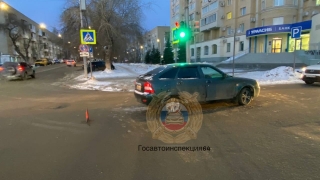 На улице Серова "Приора" сбила девочку