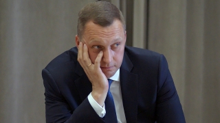 В голосование о доверии Роману Бусаргину пришли "Лизуни" и "Лизульки"