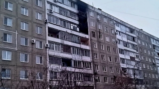 Из горящего дома в Энгельсе пожарные эвакуировали двух человек